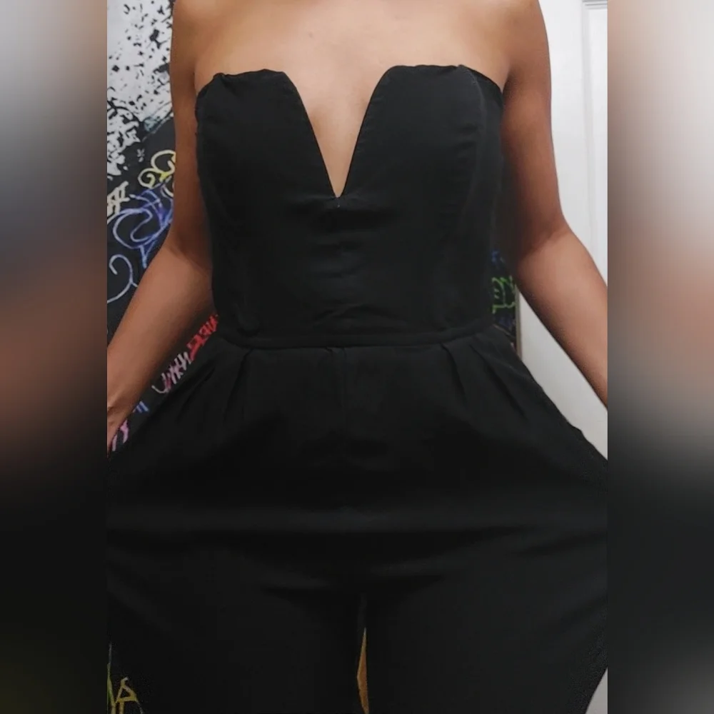 Strapless Jumpsuit, Deep V Neck, Stretchy - Picture 6 of 15